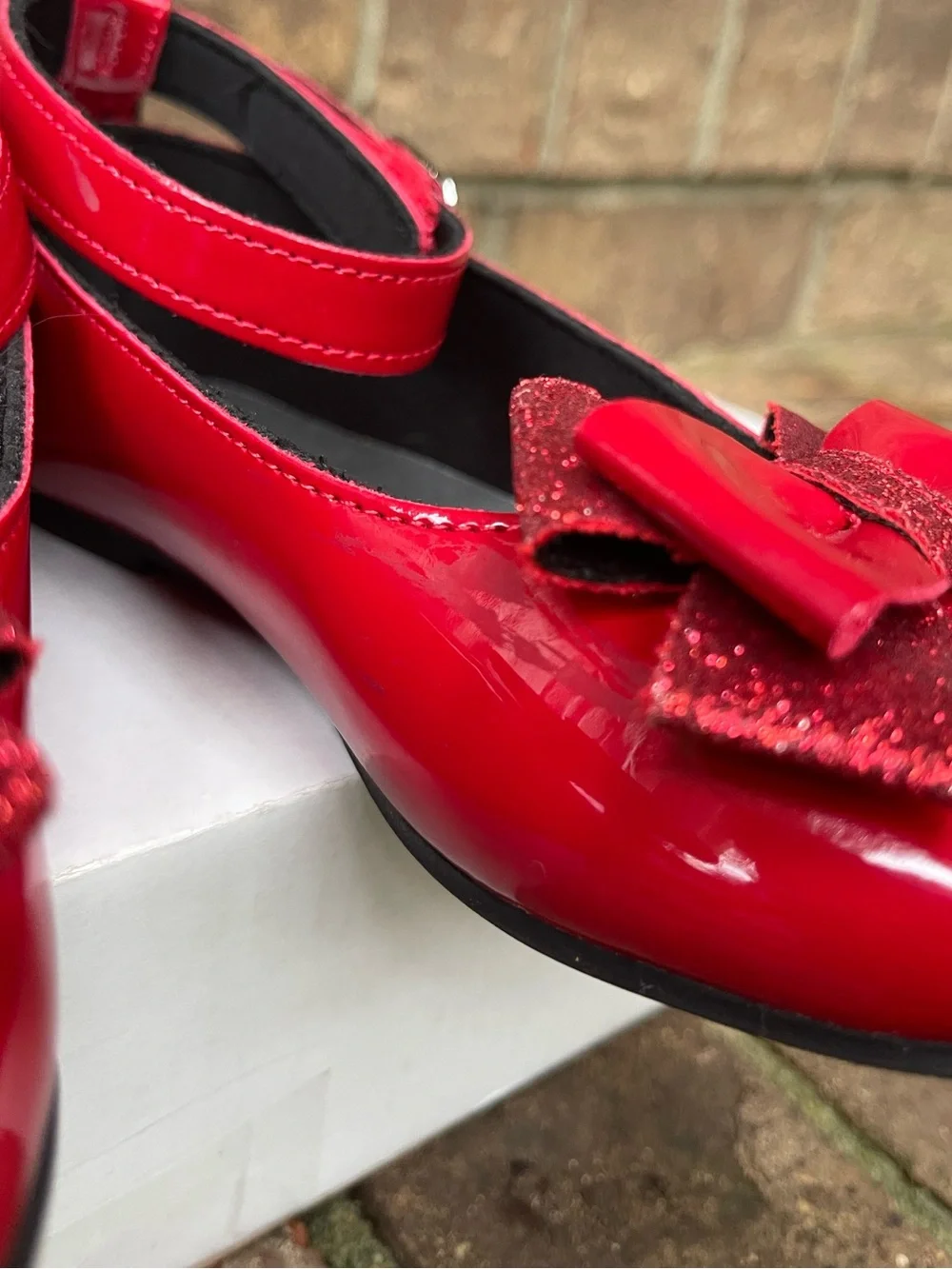 Rachel Shoes Red Patent Mary Jane Flats with Glitter Bow Girls Size 12